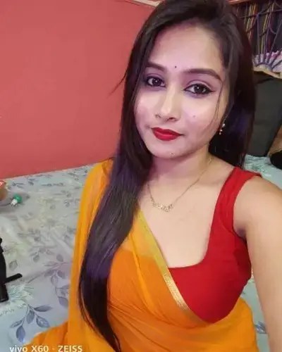 Call Girl in Yawal
